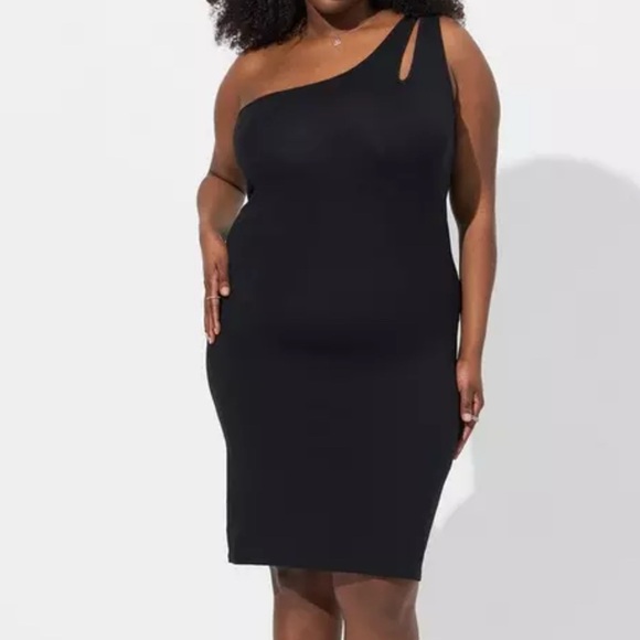 torrid Dresses & Skirts - Torrid Mini Foxy Bodycon One Shoulder Dress